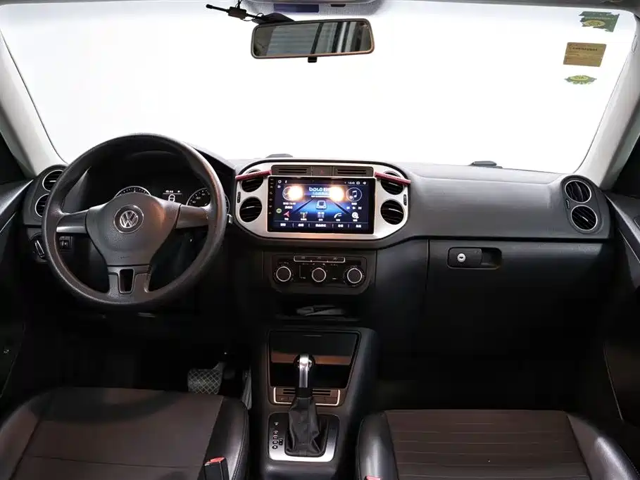 Volkswagen Tiguan — миниатюра 9