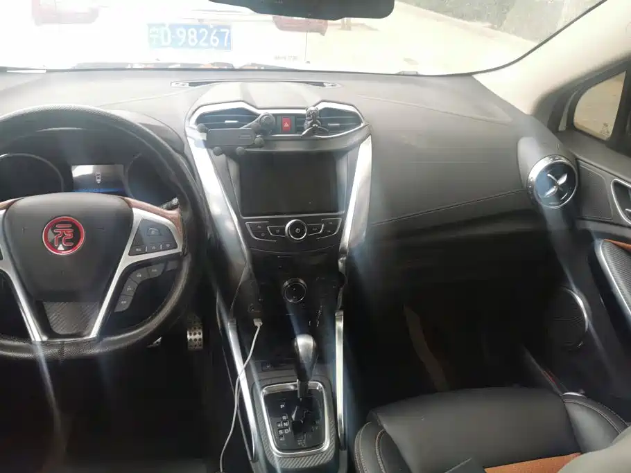 BYD Yuan — миниатюра 12