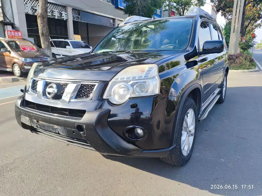Nissan X-Trail 2012 2.5L CVT Luxury Edition 4WD