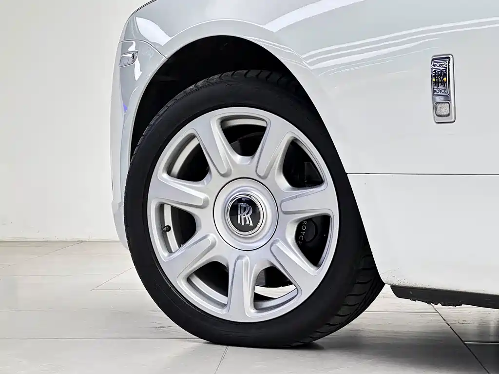 Rolls-Royce Dawn 6.6T Standard Type, фото 6