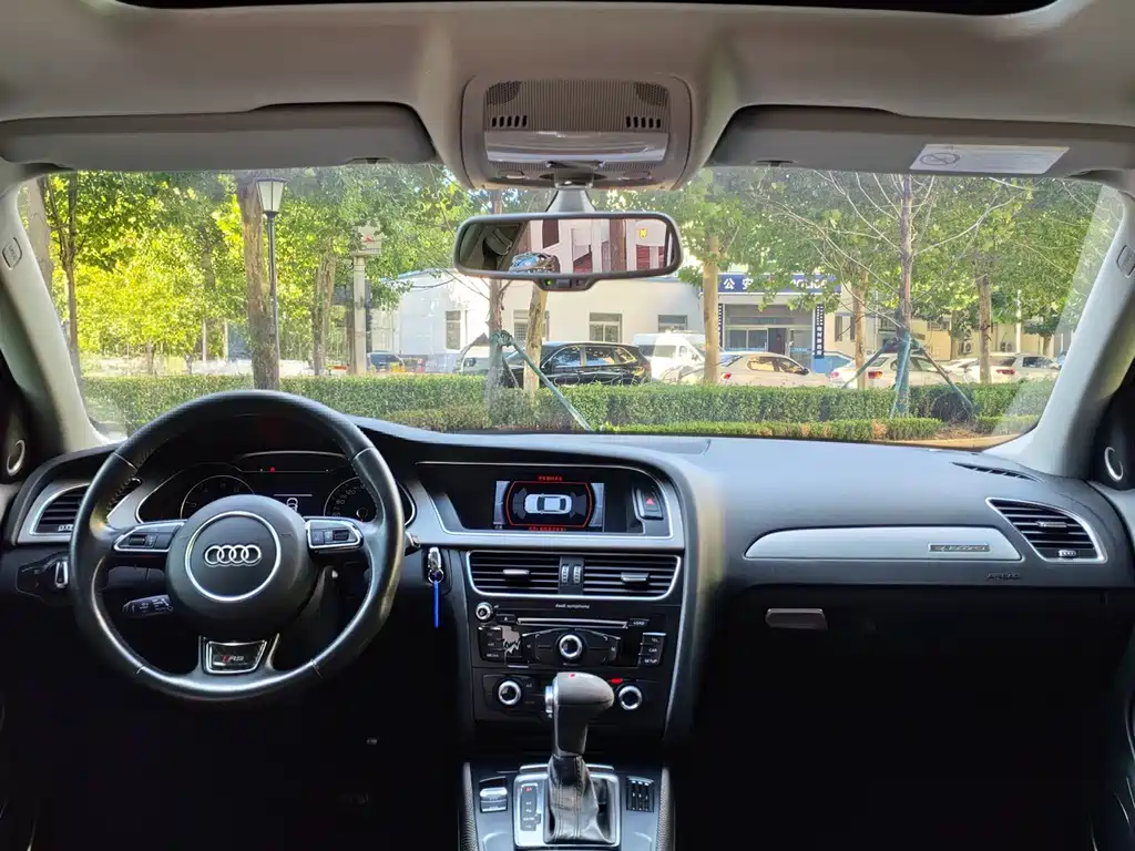 Audi A4L — миниатюра 10