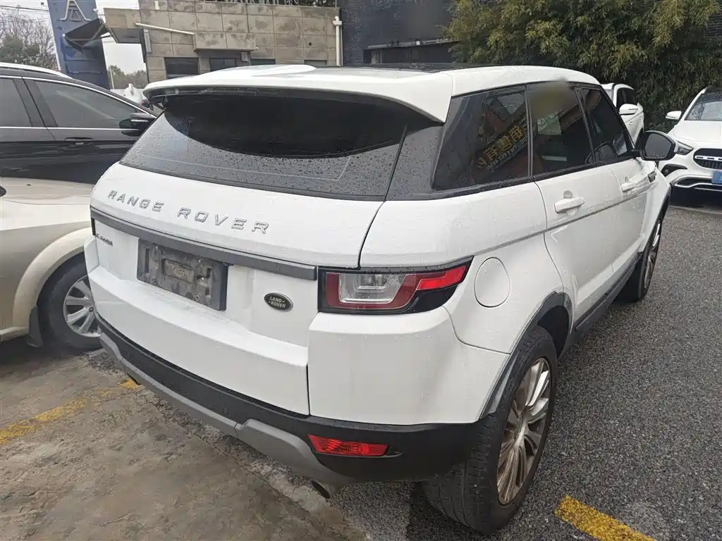 Land Rover Range Rover Evoque 2016 2.0T SE