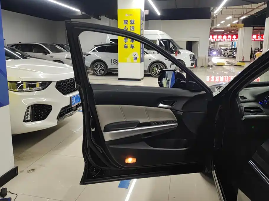Honda Crosstour — миниатюра 7