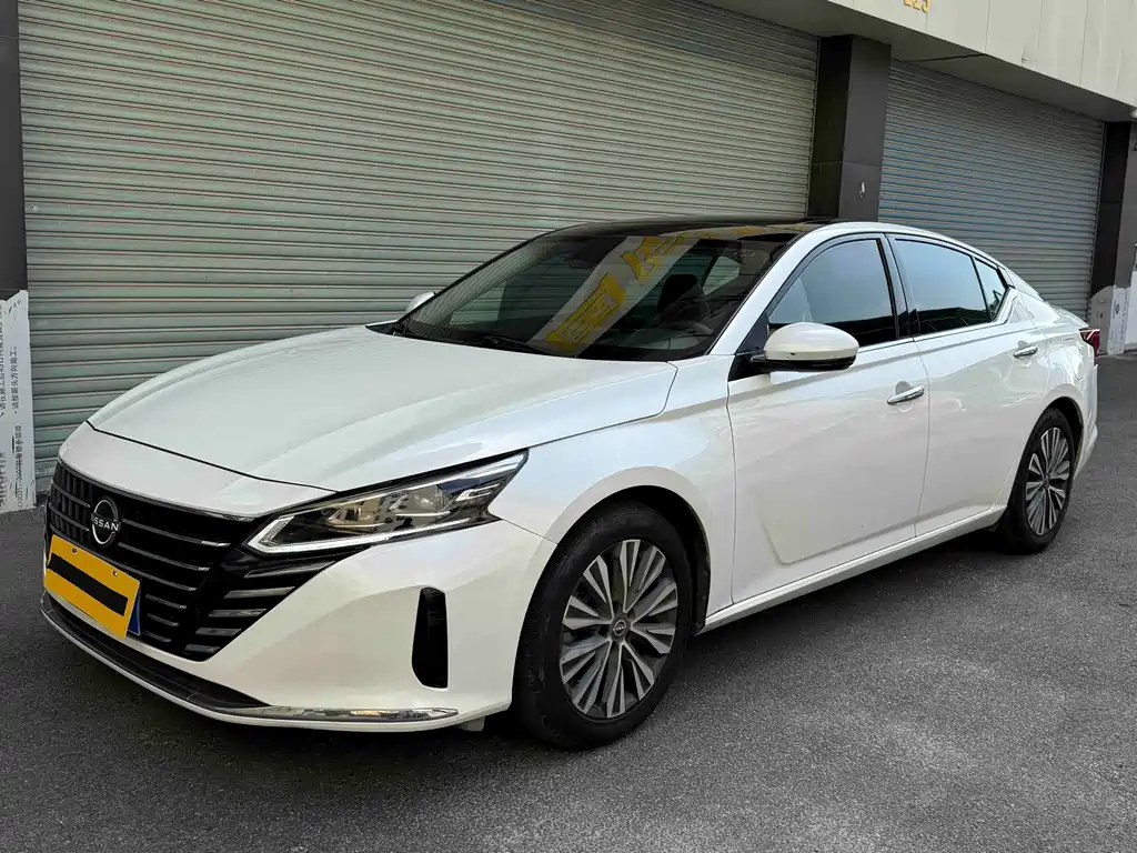 Nissan Teana 2023