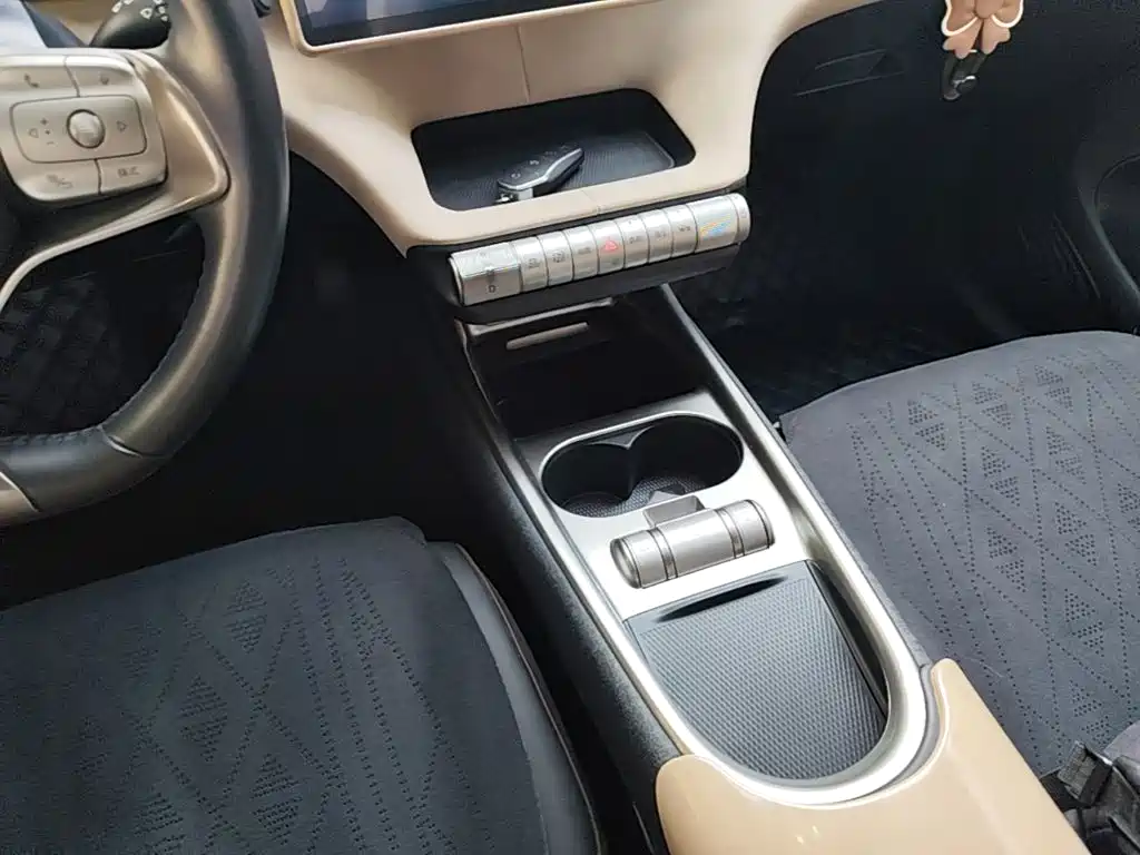 BYD Dolphin — миниатюра 14