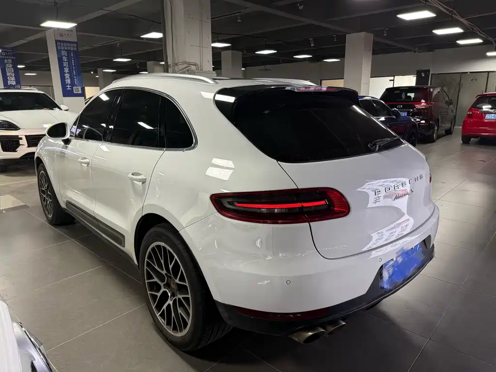 Porsche Macan 2014 Macan S 3.0T