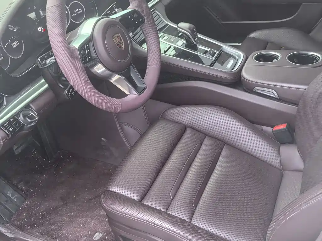Porsche Panamera — миниатюра 2