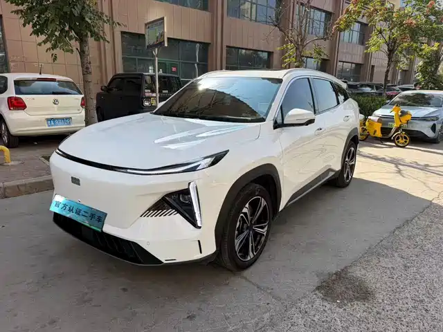 Geely Galaxy L7