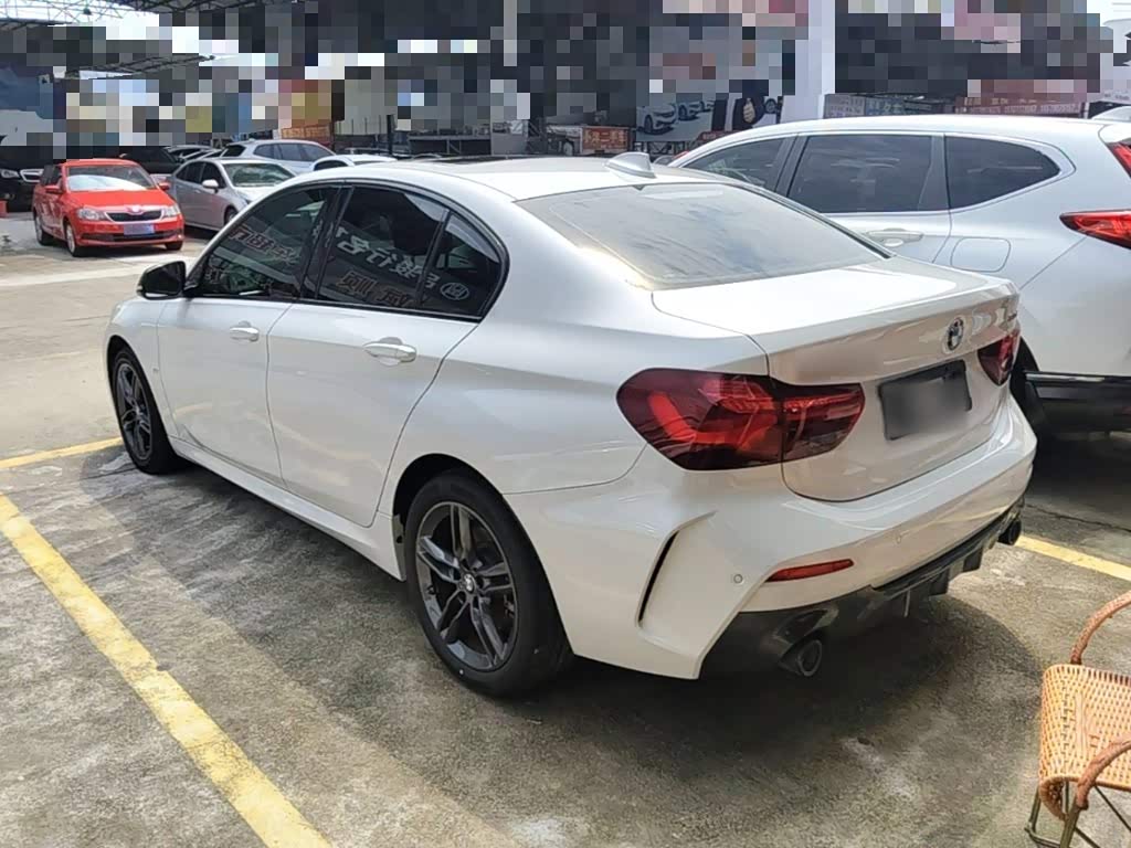 BMW 1 Series 1.5 л 2024 г. Белый, пробег 37100 км