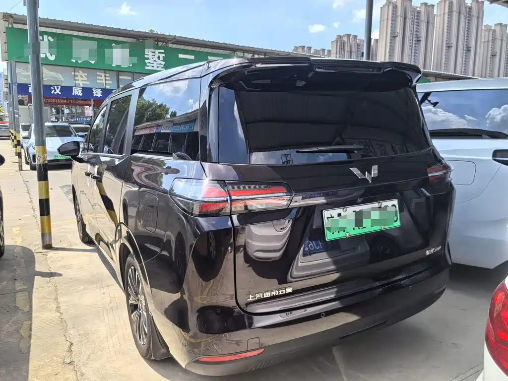 Wuling Звездный свет 730 Новая энергия — миниатюра 8
