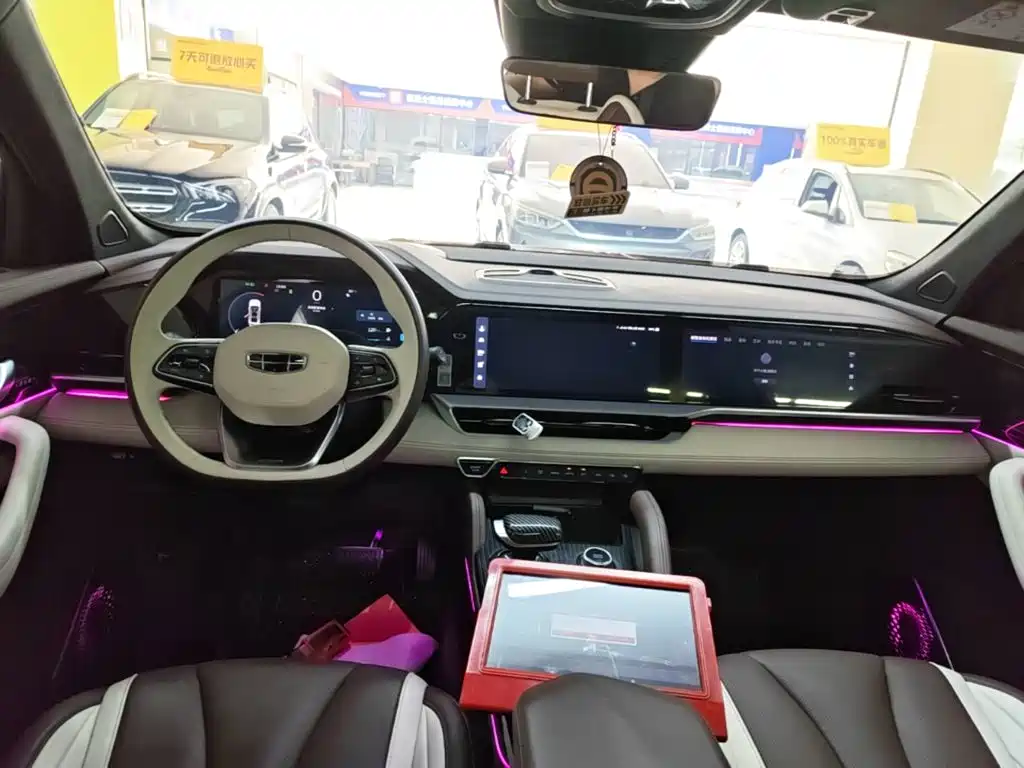 Geely Xingyue L — миниатюра 13