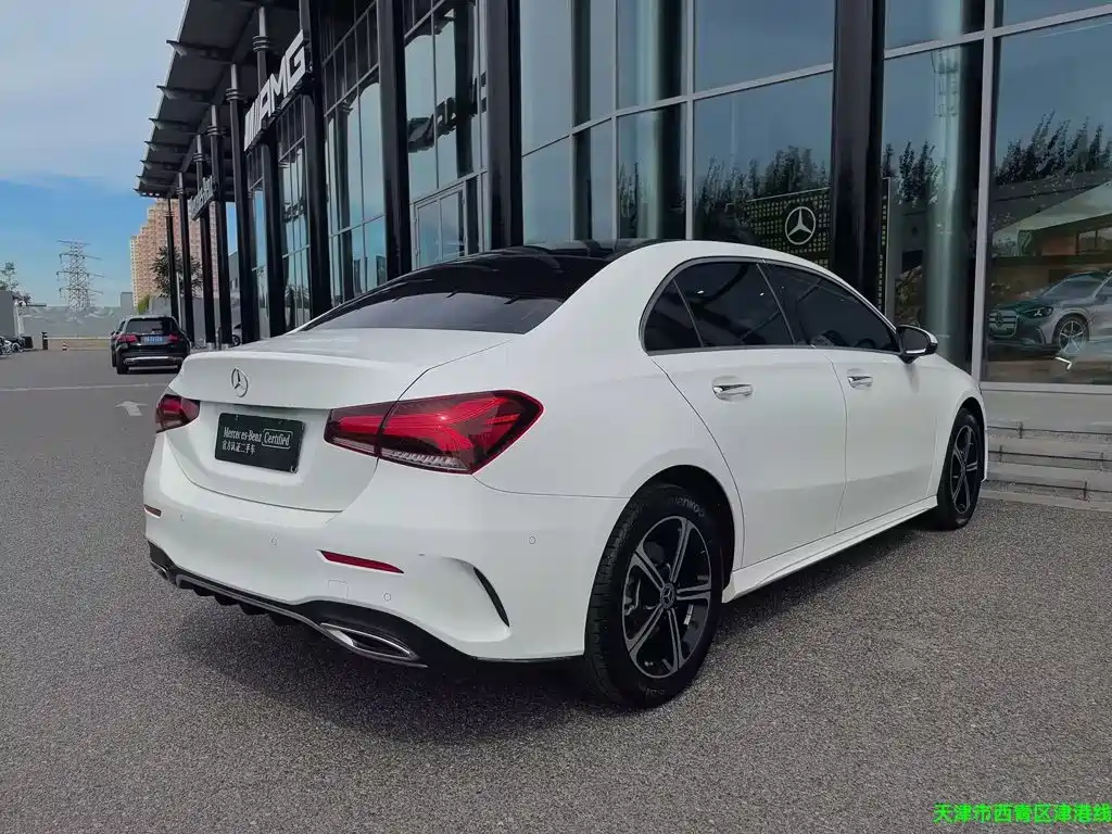 Mercedes-Benz A-Class — миниатюра 6