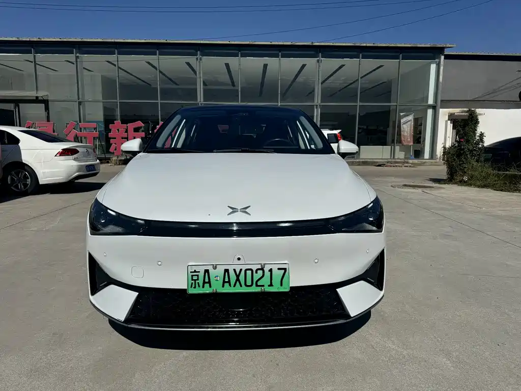 XPeng P5 — миниатюра 2