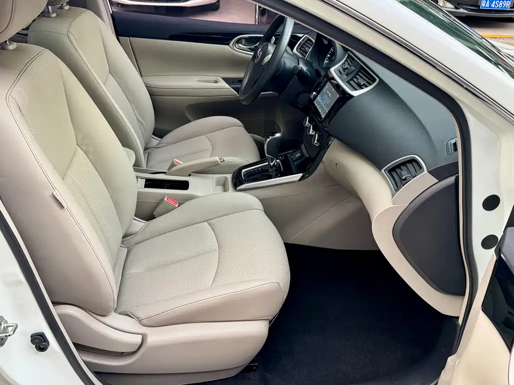 Nissan Sylphy — миниатюра 9