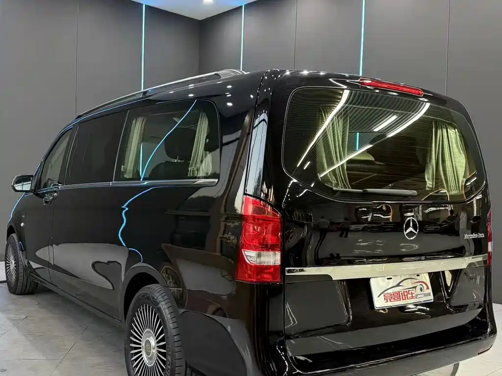 Mercedes-Benz Vito — миниатюра 8