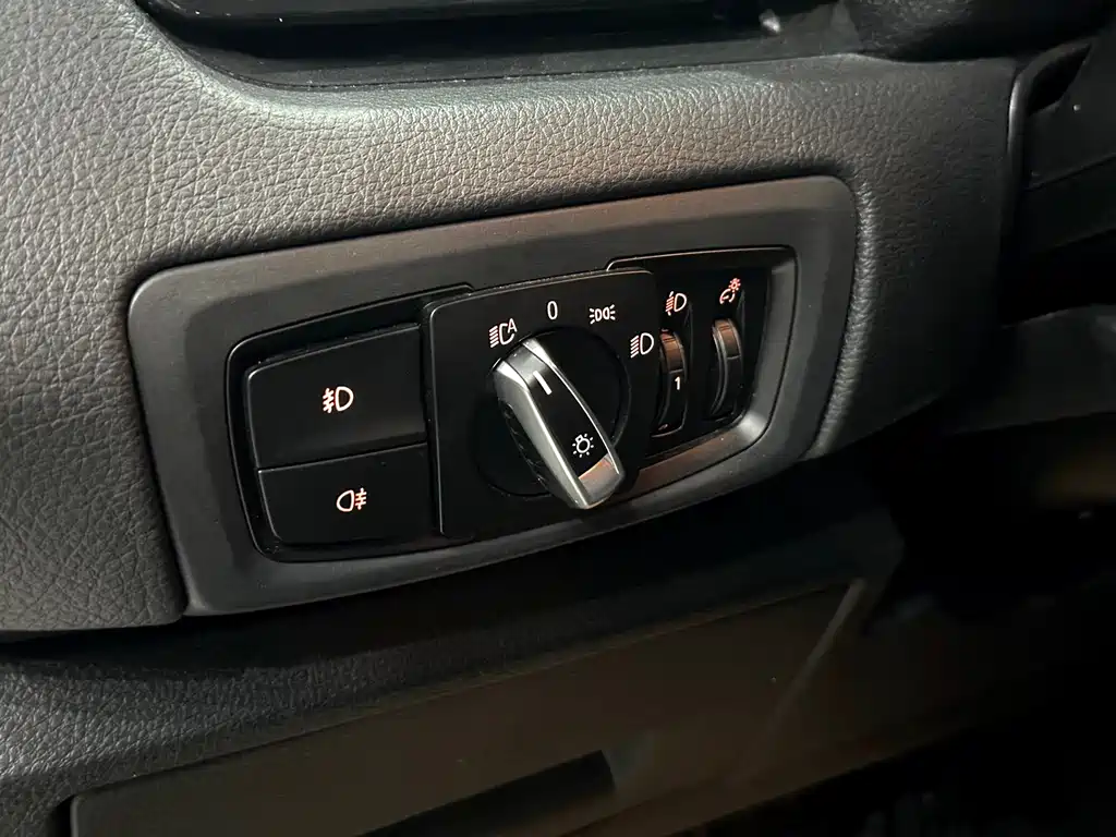 BMW 2 Series Active Tourer — миниатюра 11