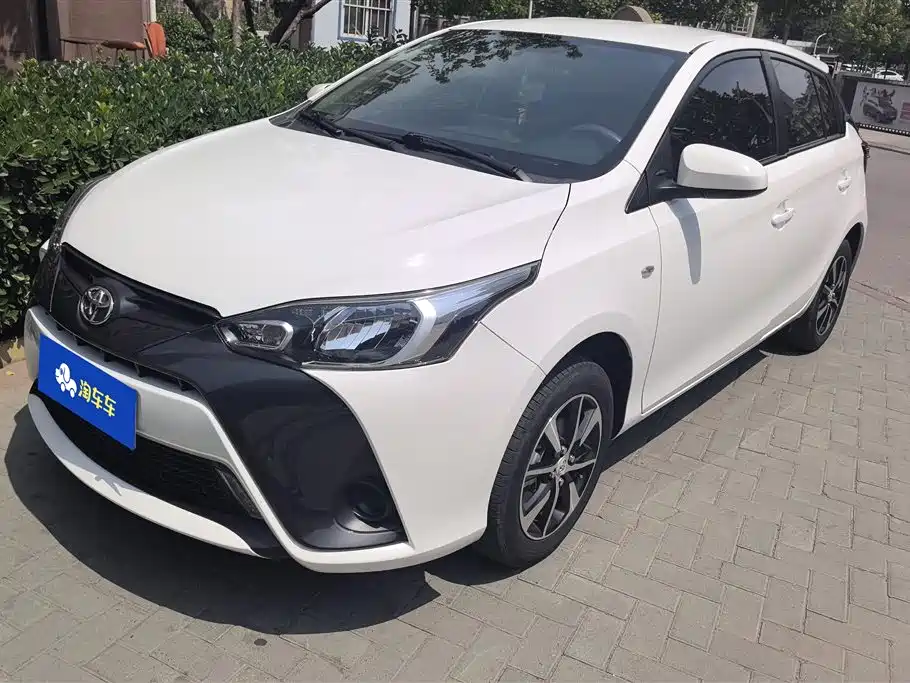 Toyota Yaris L 2020