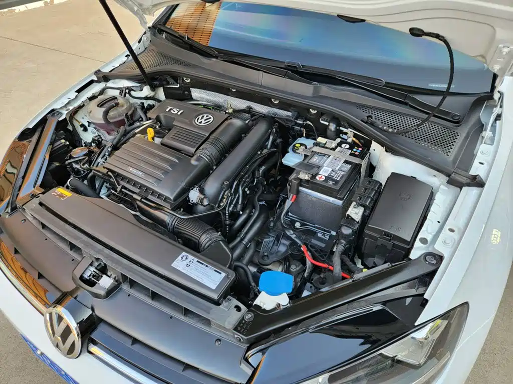 Volkswagen Golf — миниатюра 17