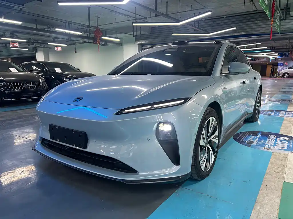 NIO NIO ET5