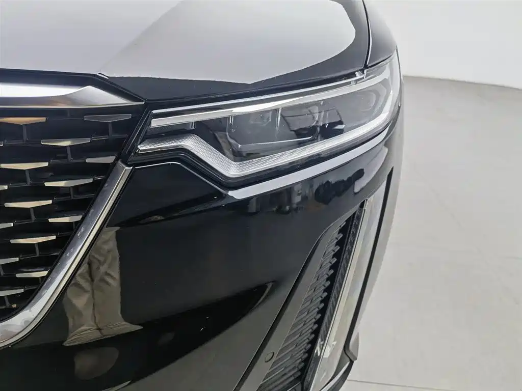 Cadillac XT6 2021 2.0T мест Luxury