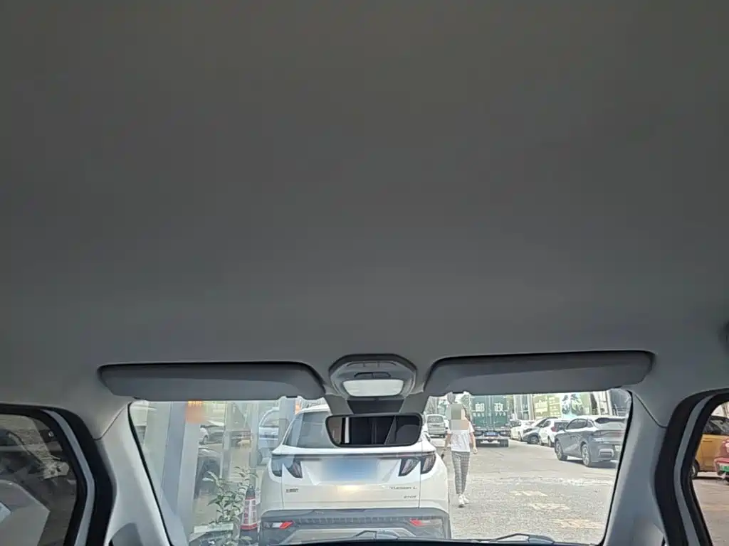 Wuling Nano EV — миниатюра 18