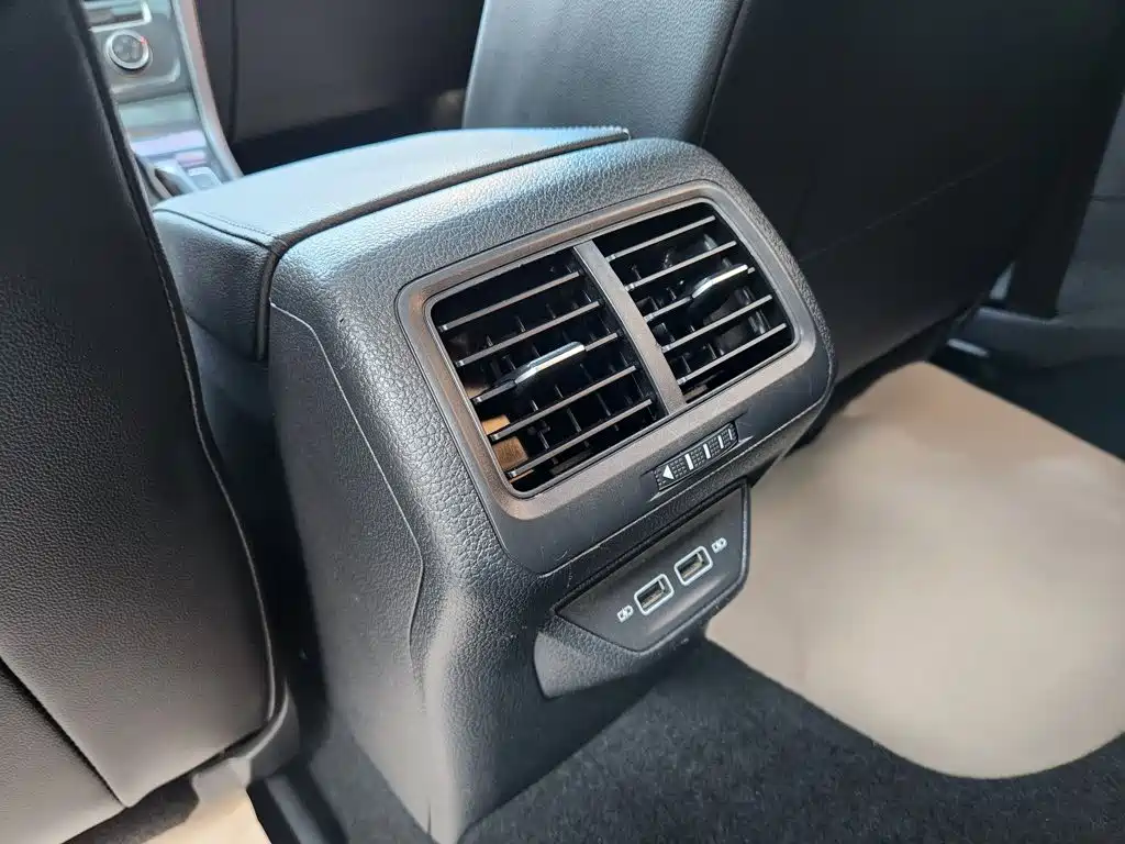 Volkswagen Golf — миниатюра 14