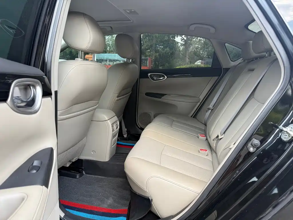 Nissan Sylphy 1.6XL CVT Luxury Edition, фото 9