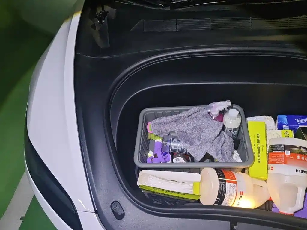 Tesla Model 3 — миниатюра 21