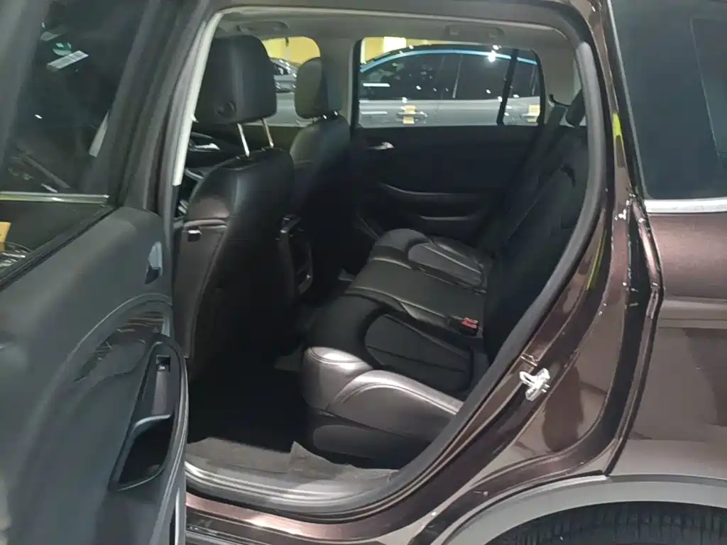 Buick Envision Plus — миниатюра 13