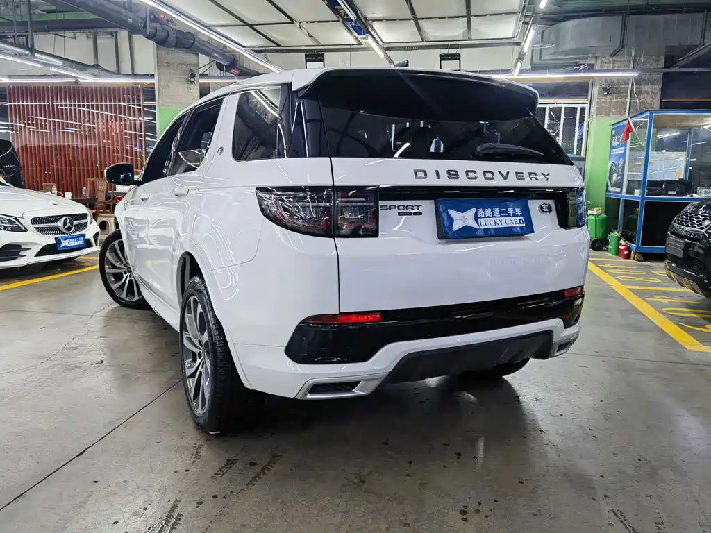 Land Rover Discovery Sport — миниатюра 4