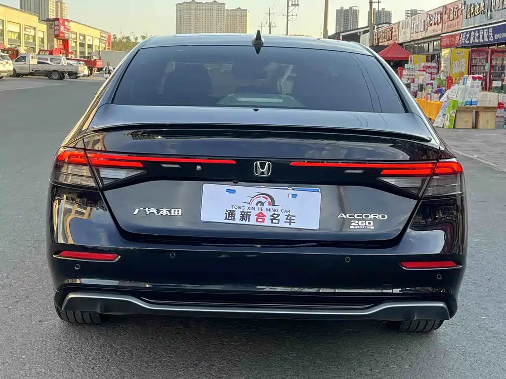 Honda Accord — миниатюра 7