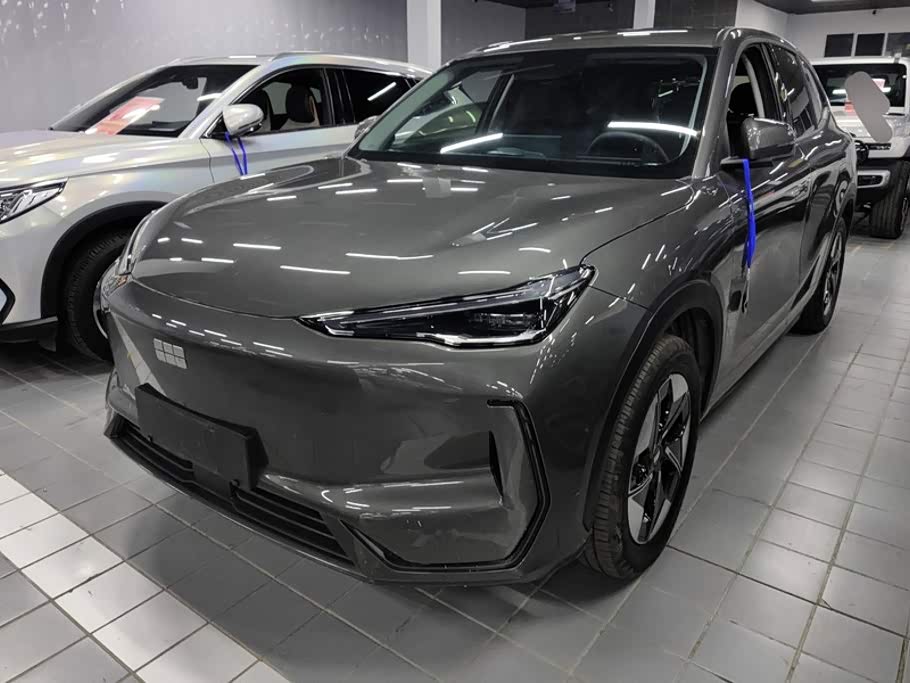 Geely Galaxy E5