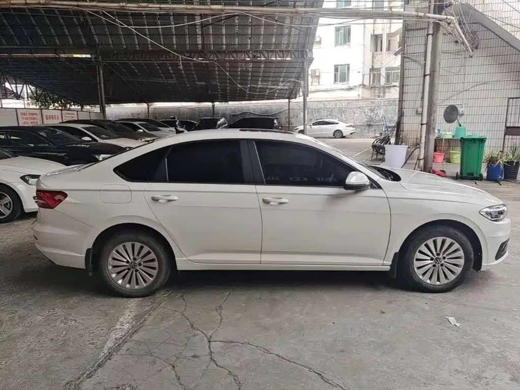 Volkswagen Lavida — миниатюра 26