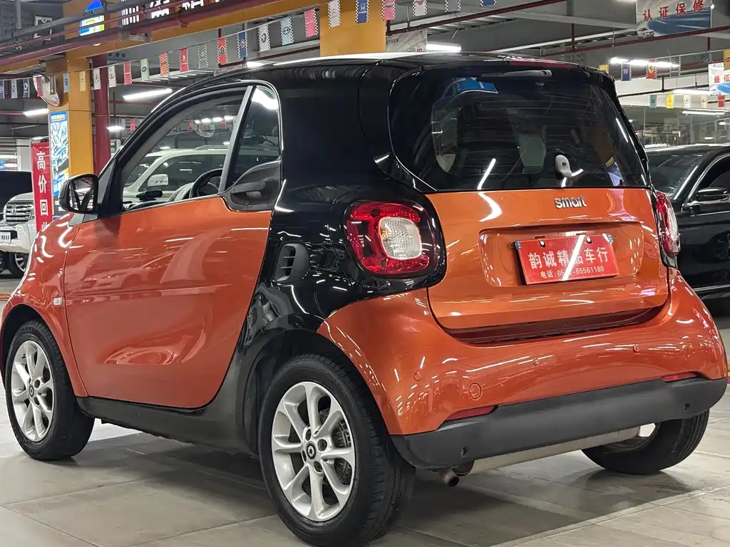 smart Smart Fortwo — миниатюра 15