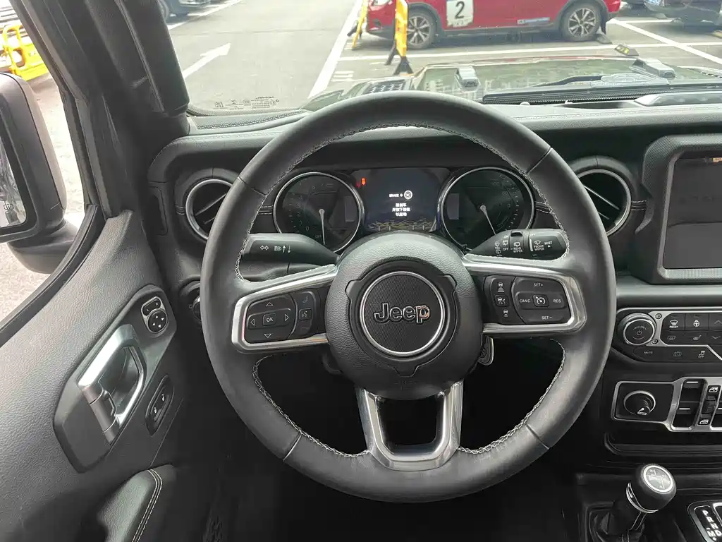 Jeep Wrangler PHEV — миниатюра 8