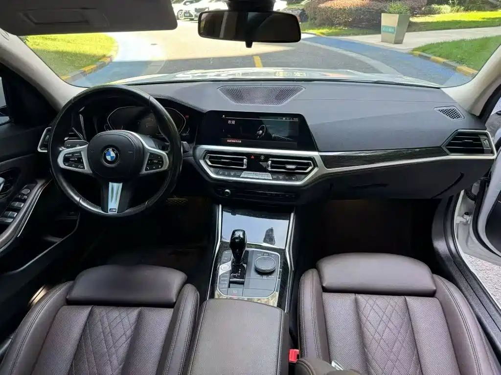 BMW 3 Series — миниатюра 7