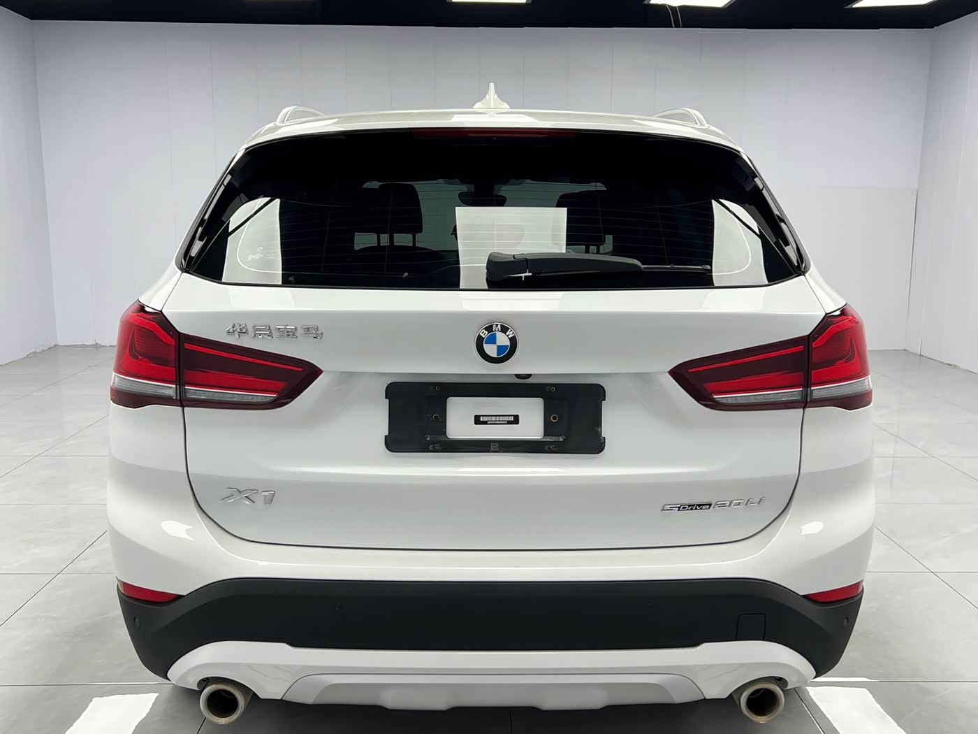 BMW X1 1.5 л 2022 г. Белый, пробег 37000 км