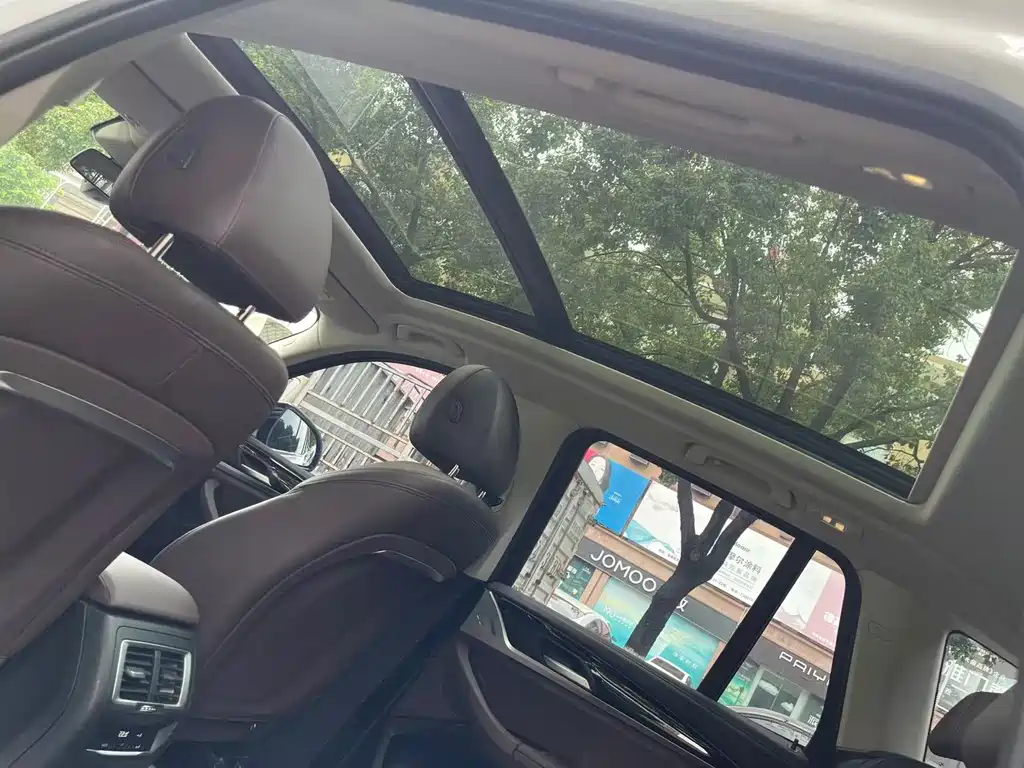 BMW X3 — миниатюра 8