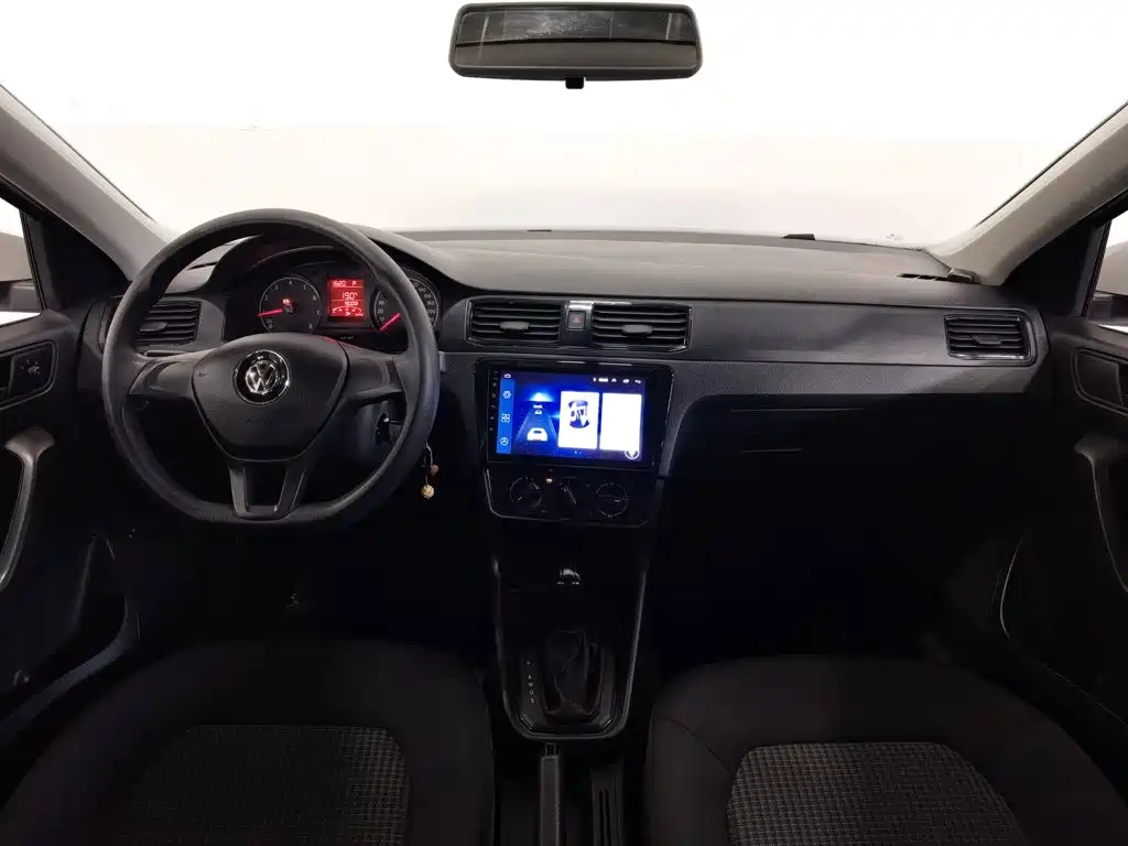 Volkswagen Santana — миниатюра 5