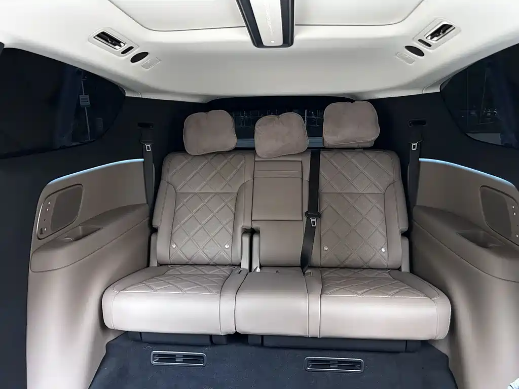 Li Auto Li MEGA — миниатюра 18
