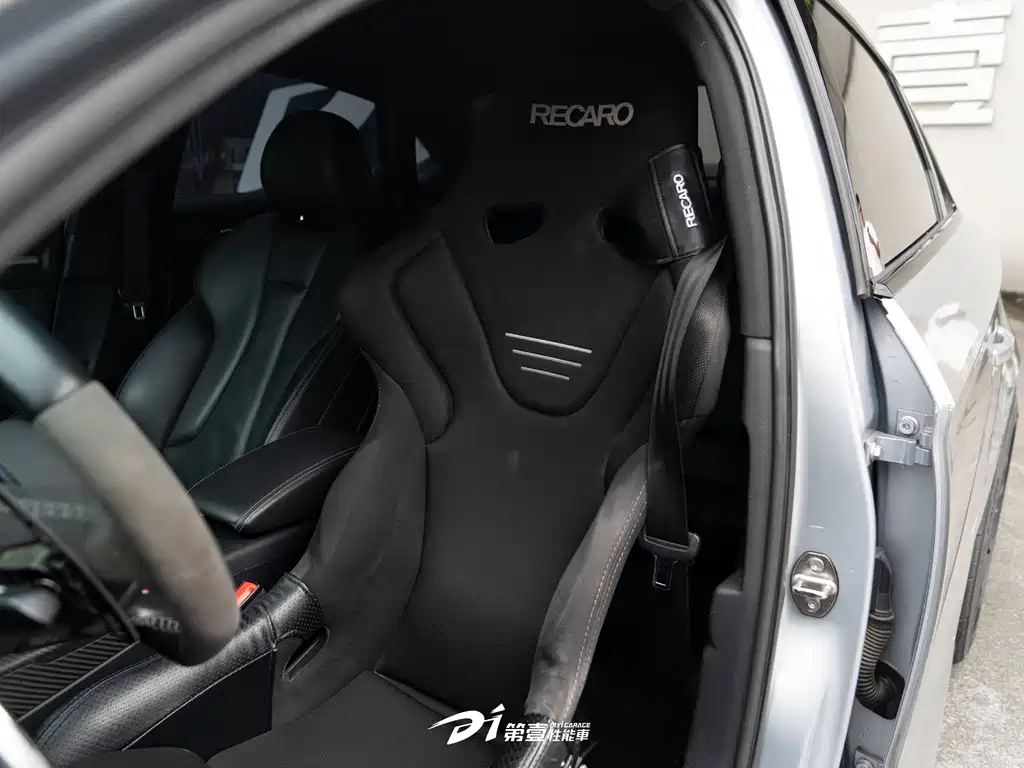 Audi RS 3 — миниатюра 8