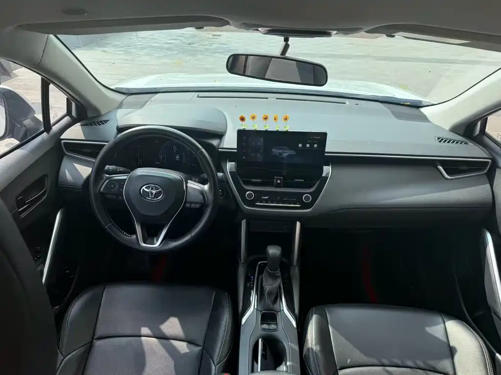 Toyota Frontlander — миниатюра 9