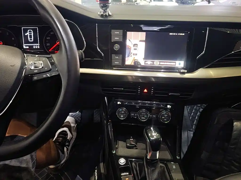 Volkswagen Passat — миниатюра 10