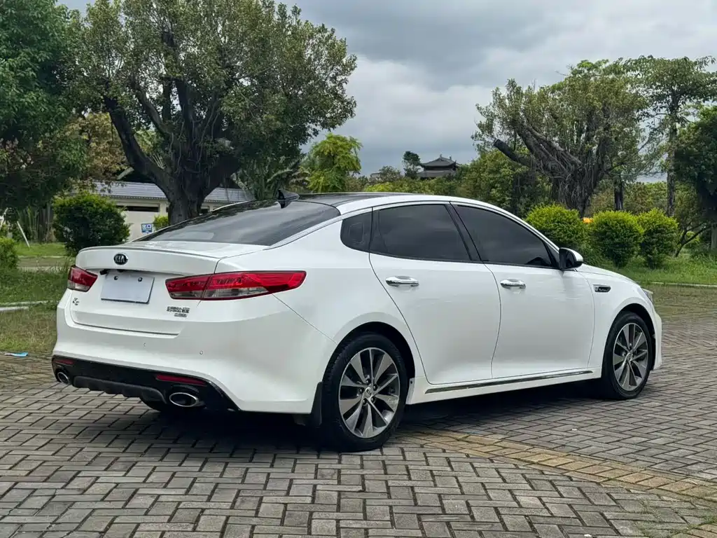 Kia K5 — миниатюра 7