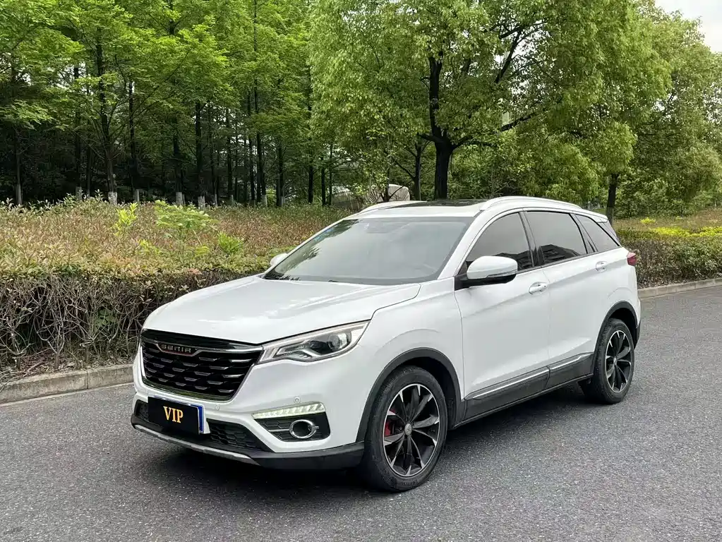Faw Senya R9 2018