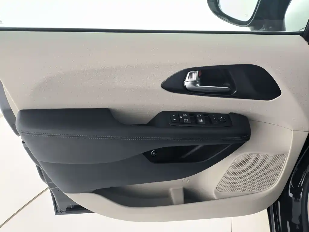 Chrysler Grand VoyagerPHEV PHEV 2019 3.6L