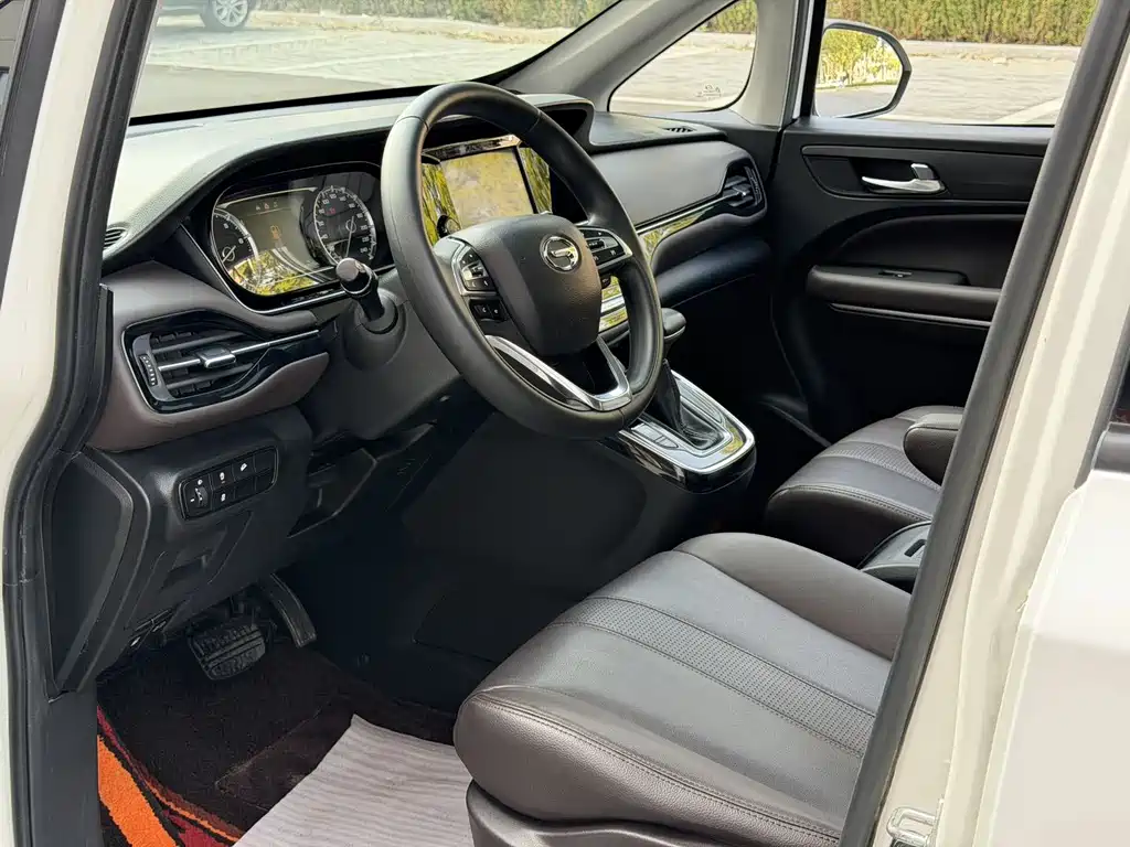 GAC Motor Trumpchi M6 — миниатюра 8