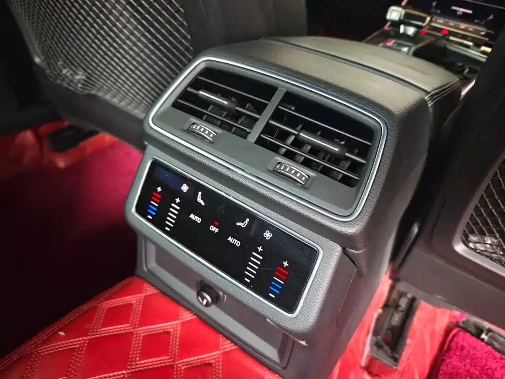 Audi A6L — миниатюра 10