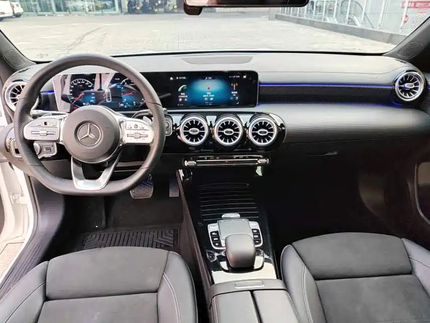 MERCEDES-BENZ A CLASS