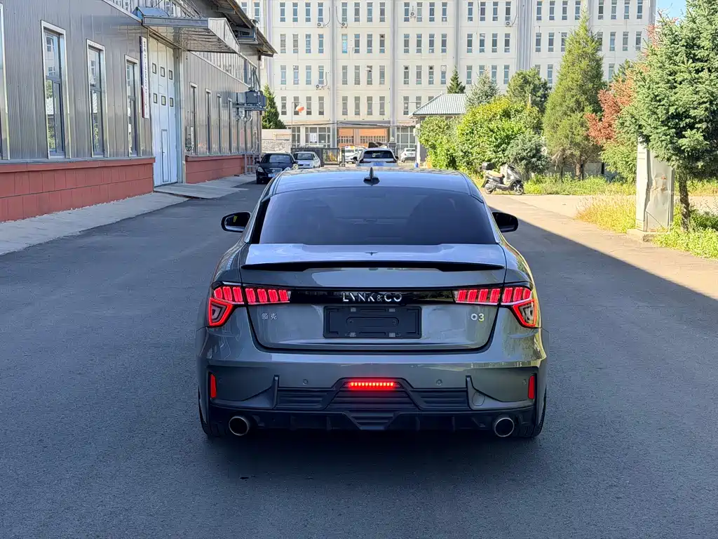 Lynk & Co 03 — миниатюра 6